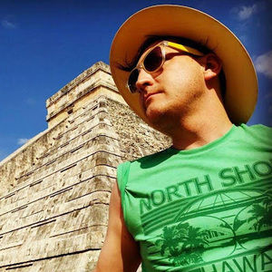 Meet your Posher, Jason